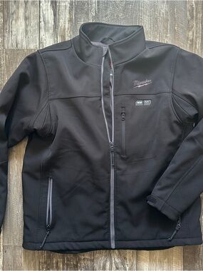 Mens Milwaukee M12v Heated Softshell Jacket